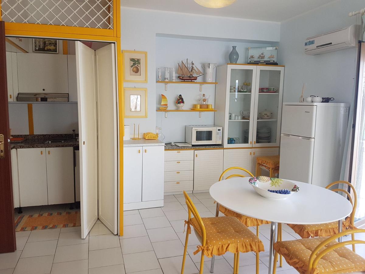 Ferienwohnung Casa Del Sole Letojanni Exterior foto